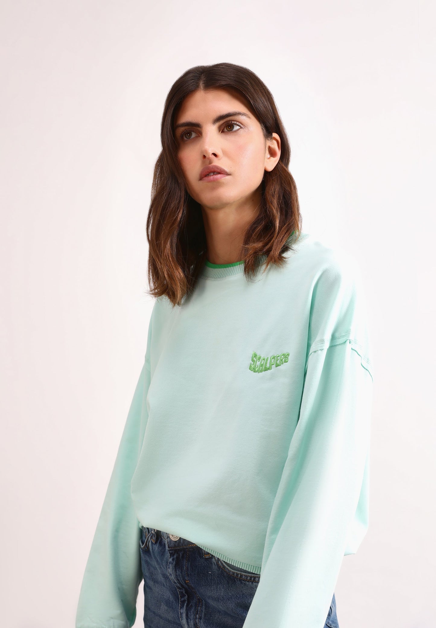 SWEATSHIRT WITH NECKLINE DETAIL