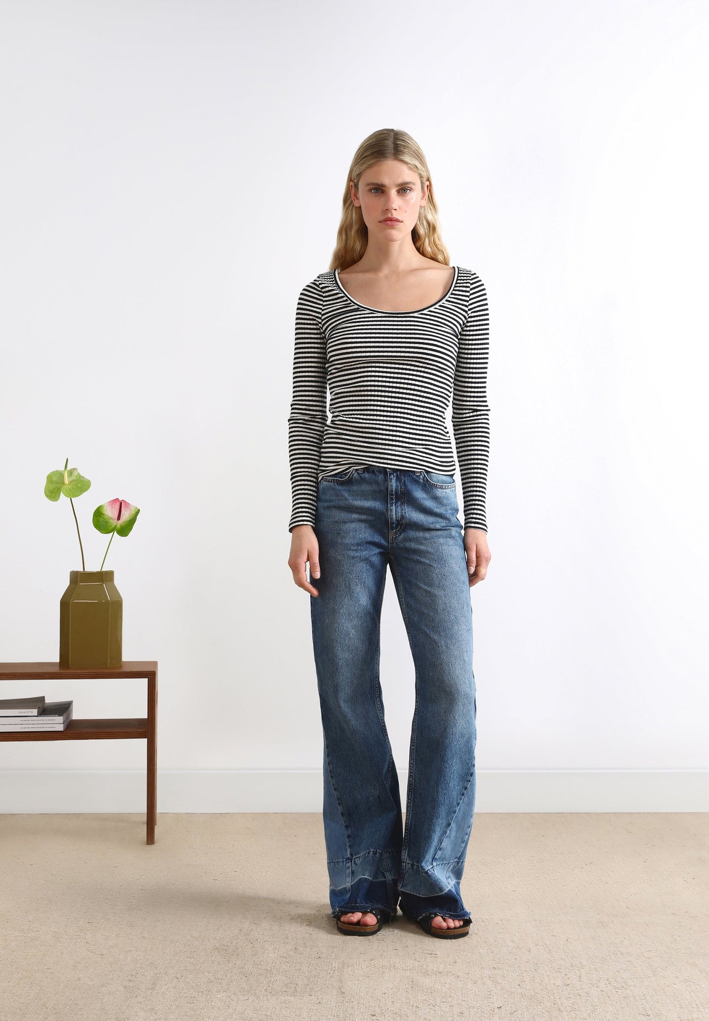 TWO-TONE STRIPED T-SHIRT