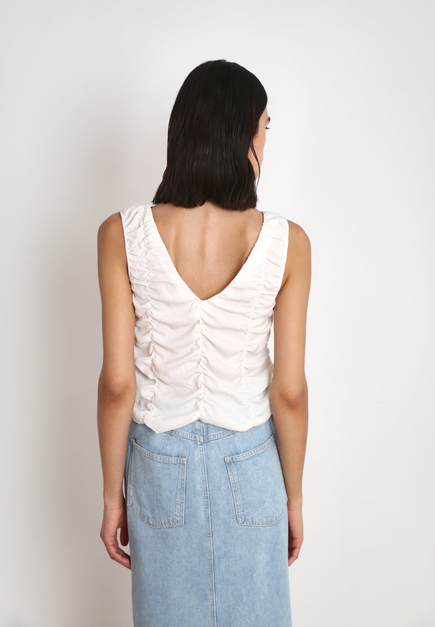 TOP WITH GATHERED DETAILS