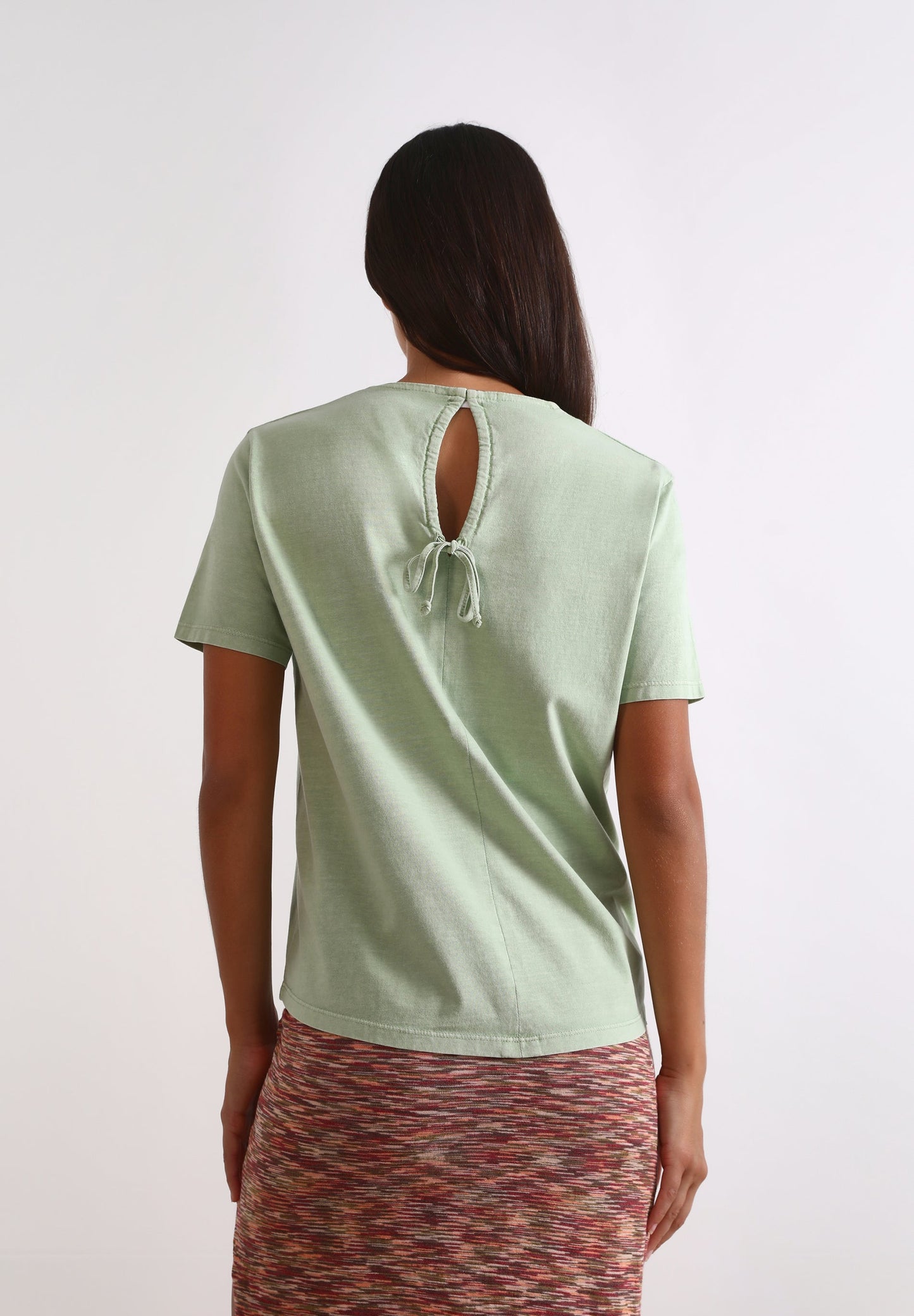 T-SHIRT WITH EMBROIDERY ON THE CHEST