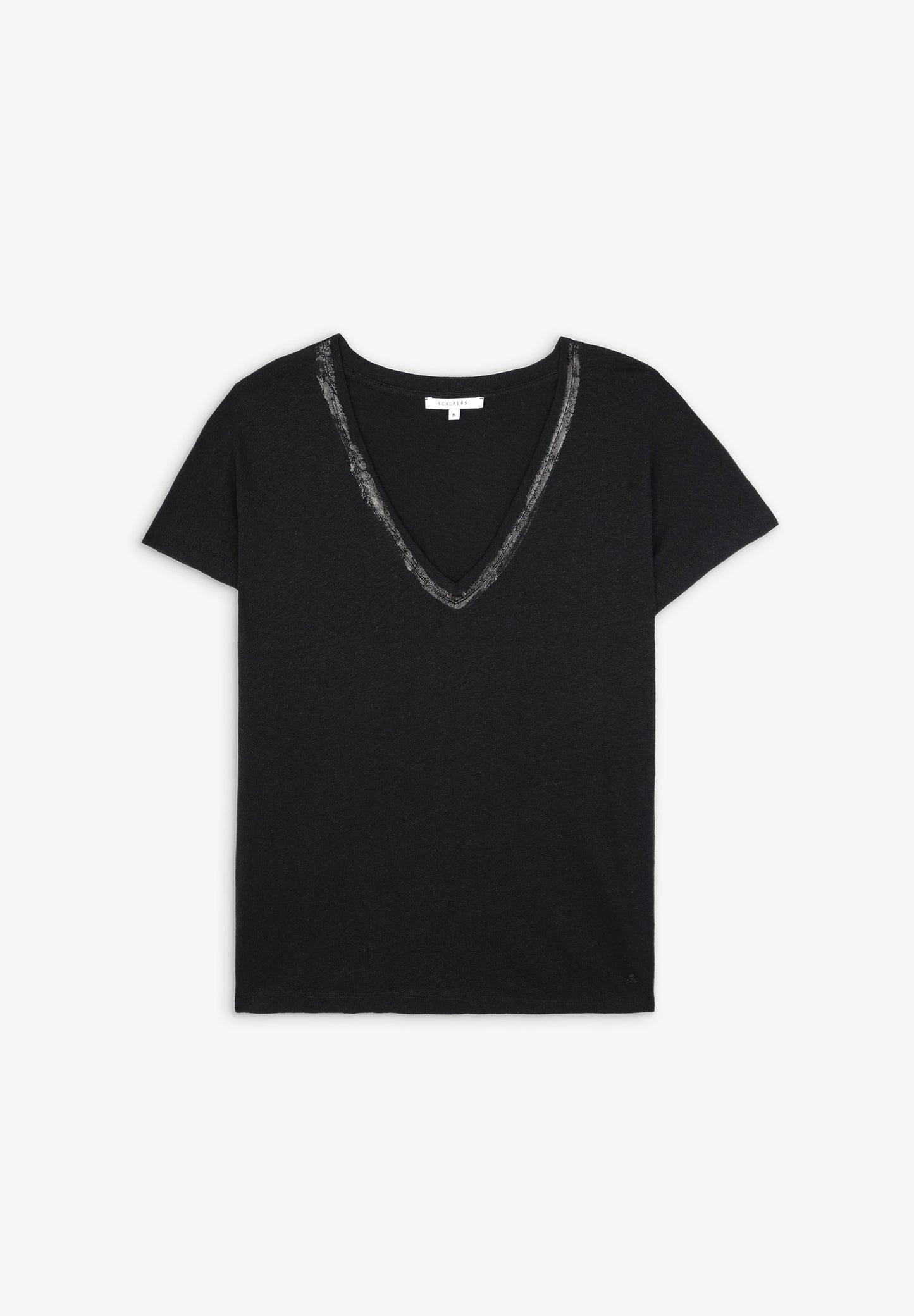 T-SHIRT WITH NECKLINE DETAIL