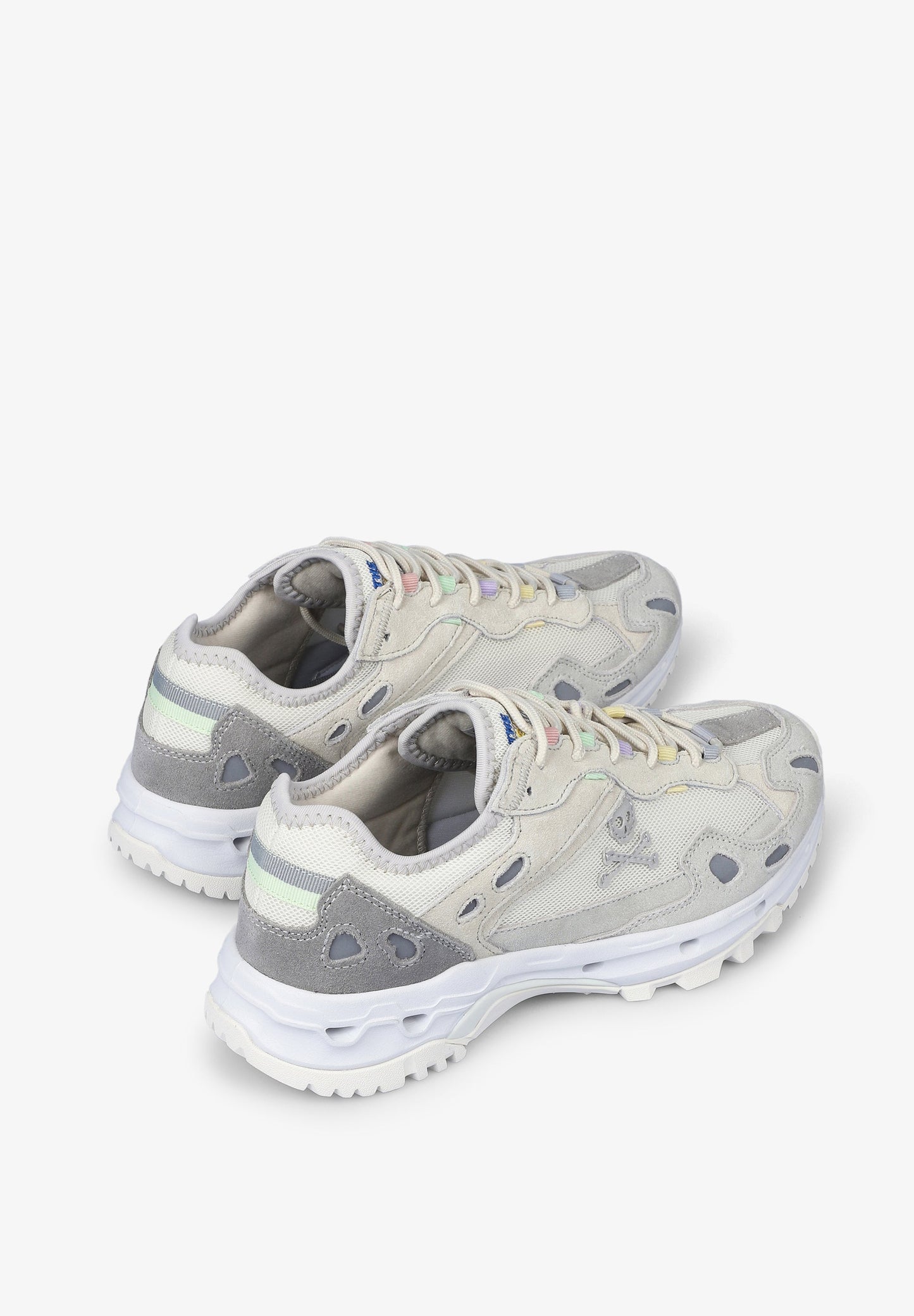 SNEAKERS WITH MULTICOLOURED DETAILS