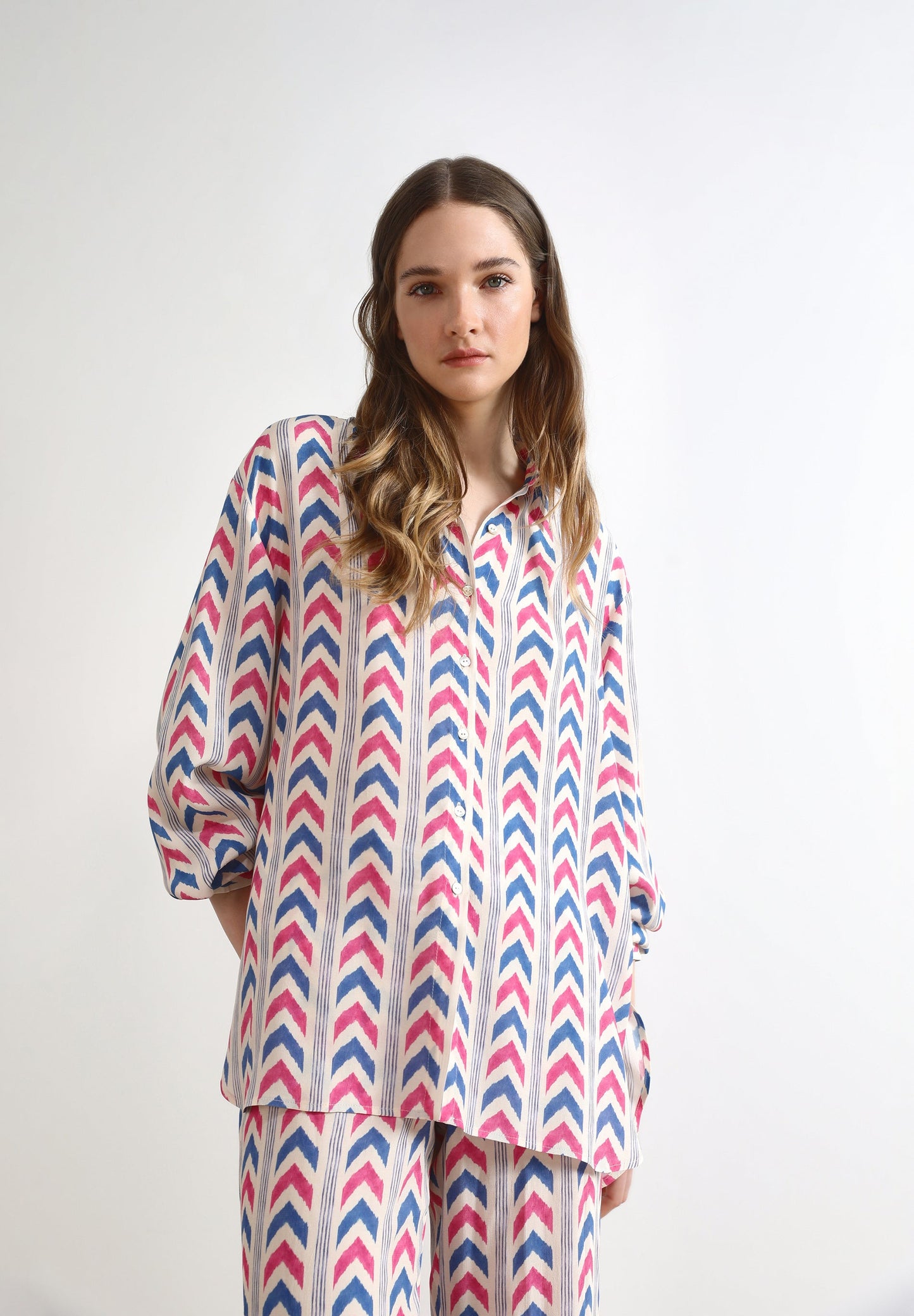 PRINTED FLOWING T-SHIRT