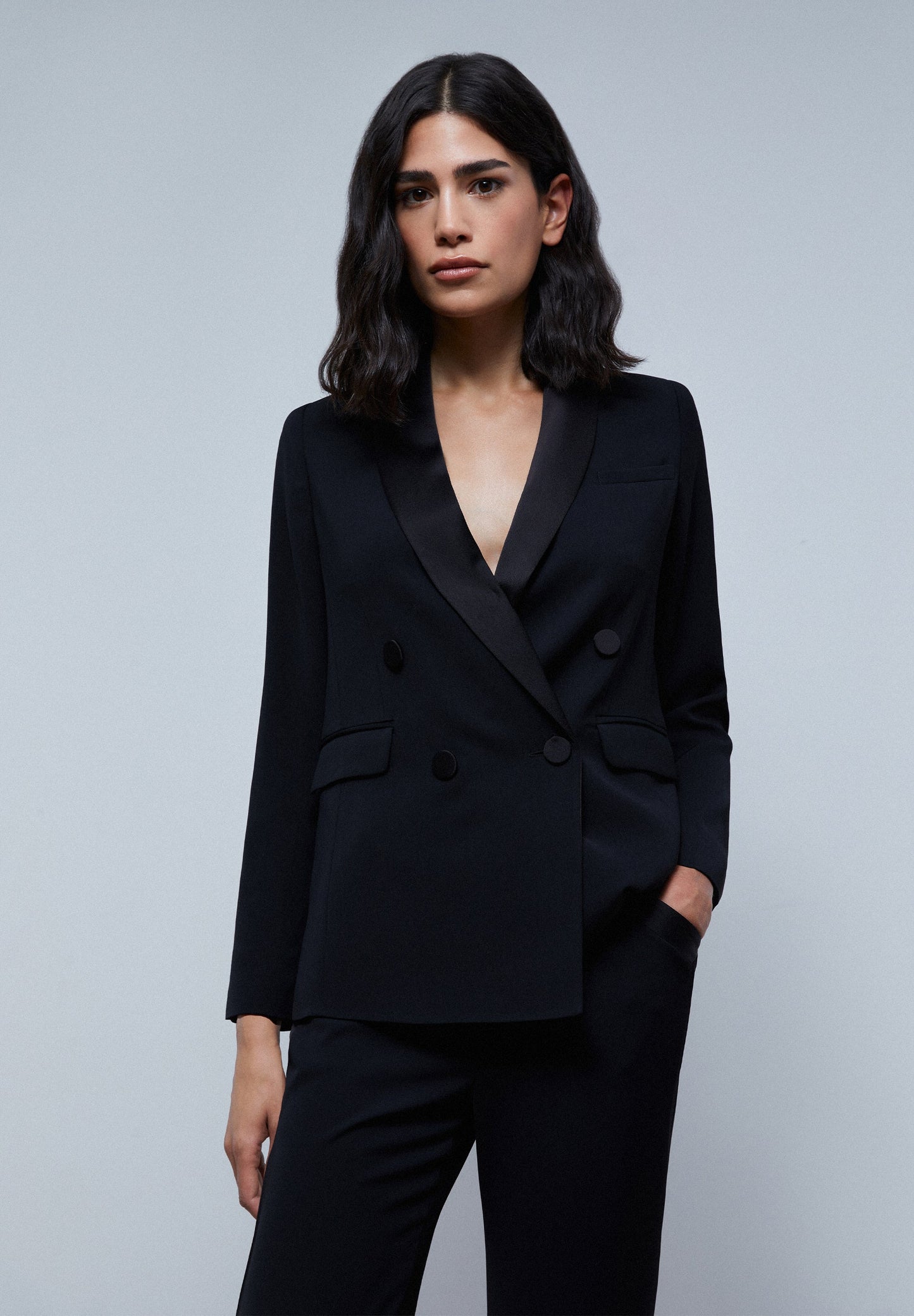 TUXEDO-STYLE DOUBLE-BREASTED BLAZER