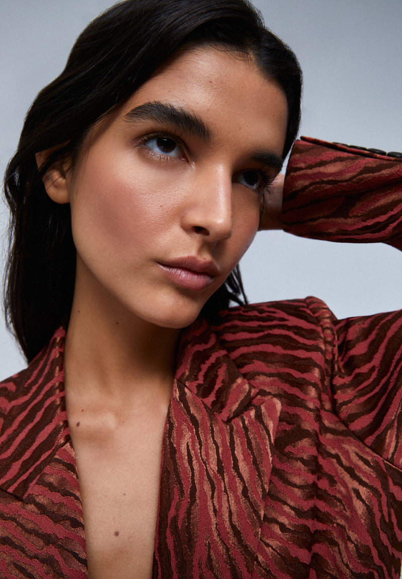 SATIN ANIMAL PRINT BLAZER