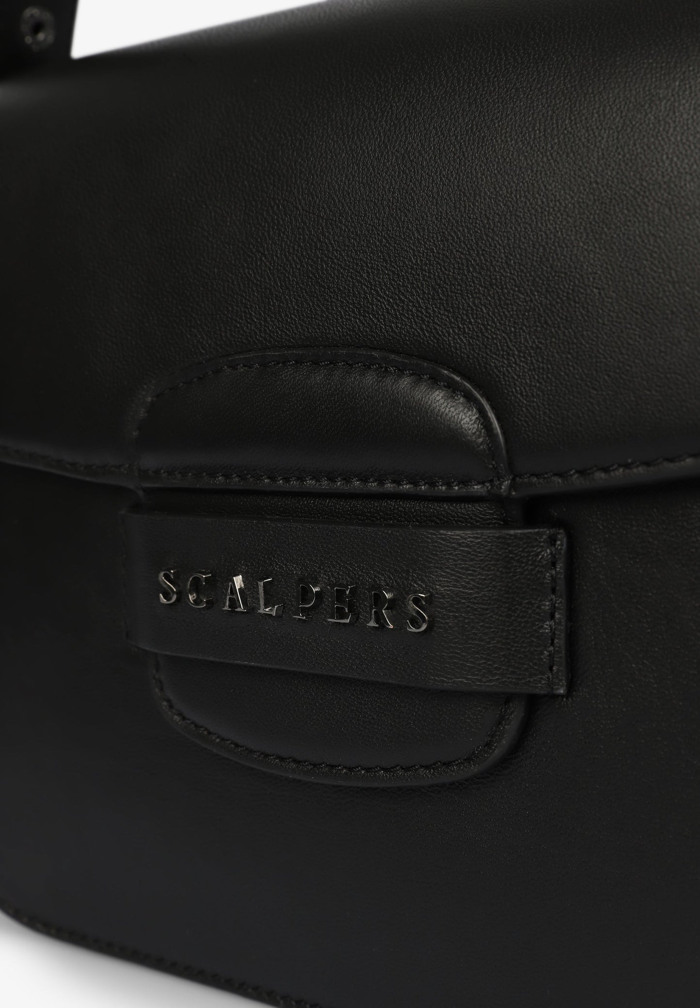 LEATHER BAG WITH ZIP DETAIL