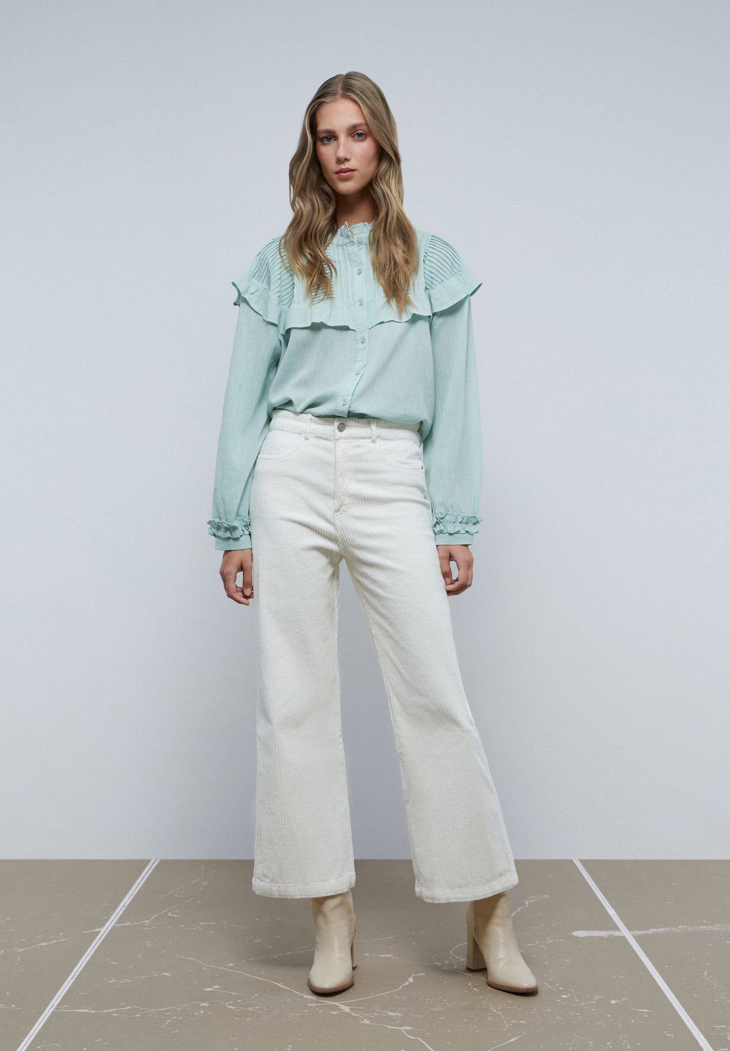 GINGHAM RUFFLED YOKE