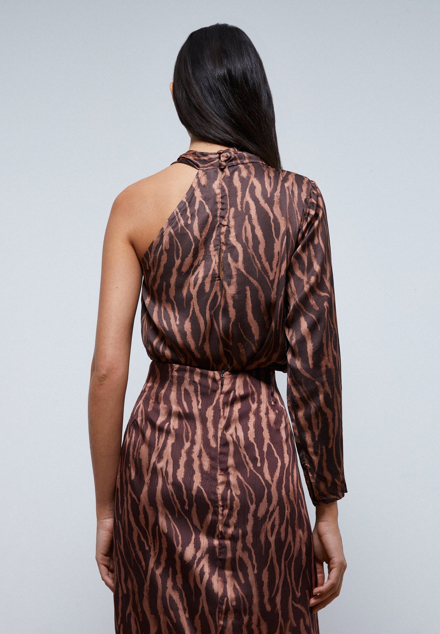 ASYMMETRIC ZEBRA BLOUSE