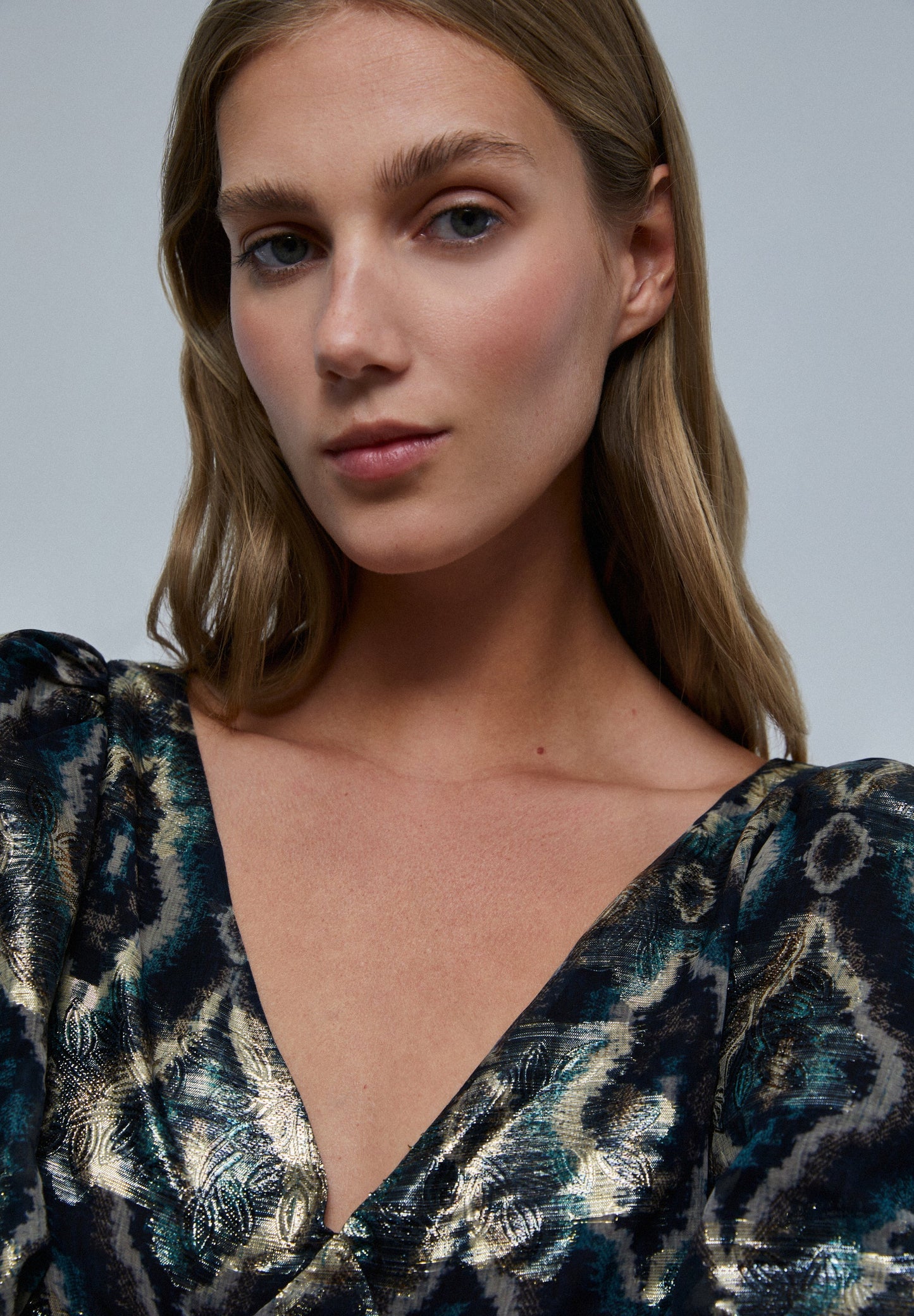 MIDI DRESS WITH PUFF SLEEVES