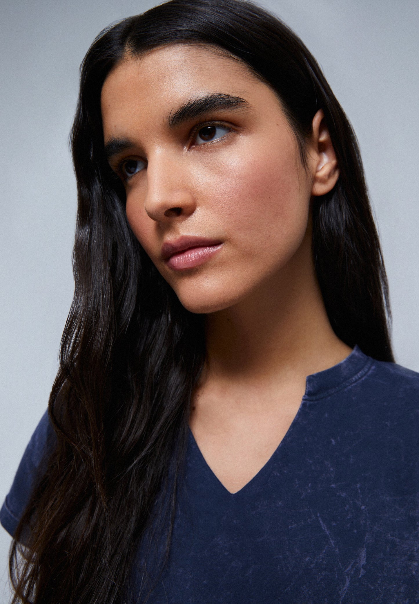 FADED T-SHIRT WITH SKULL STUDS