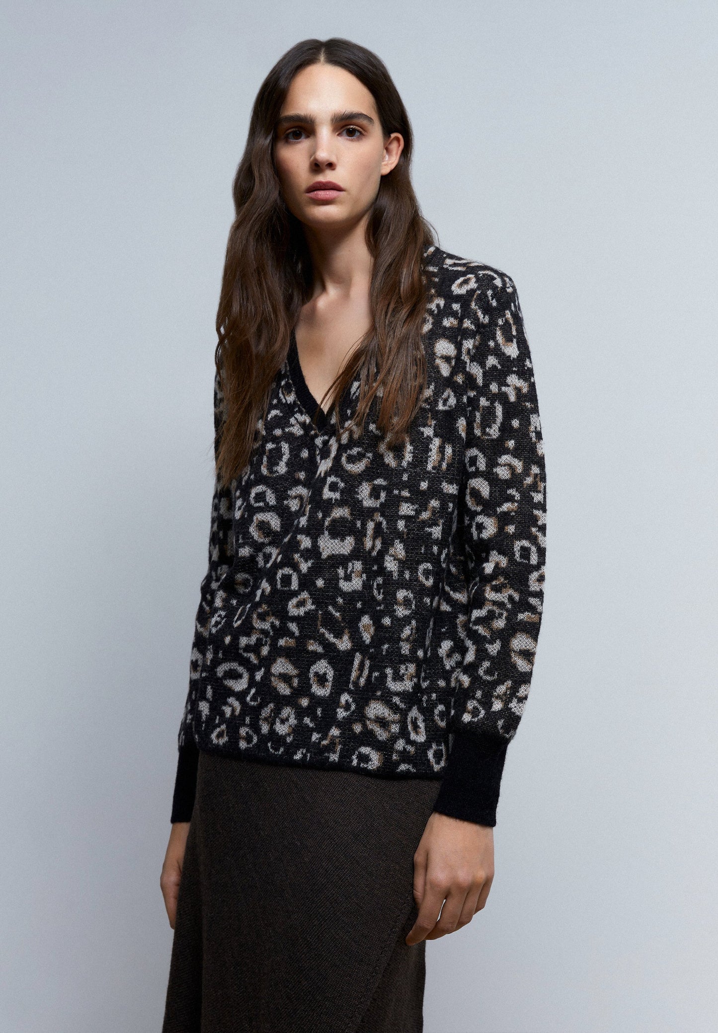 ANIMAL PRINT KNIT SWEATER