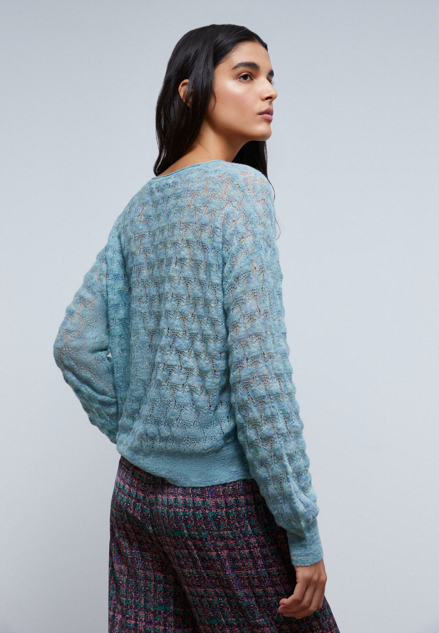 OPEN KNIT SWEATER