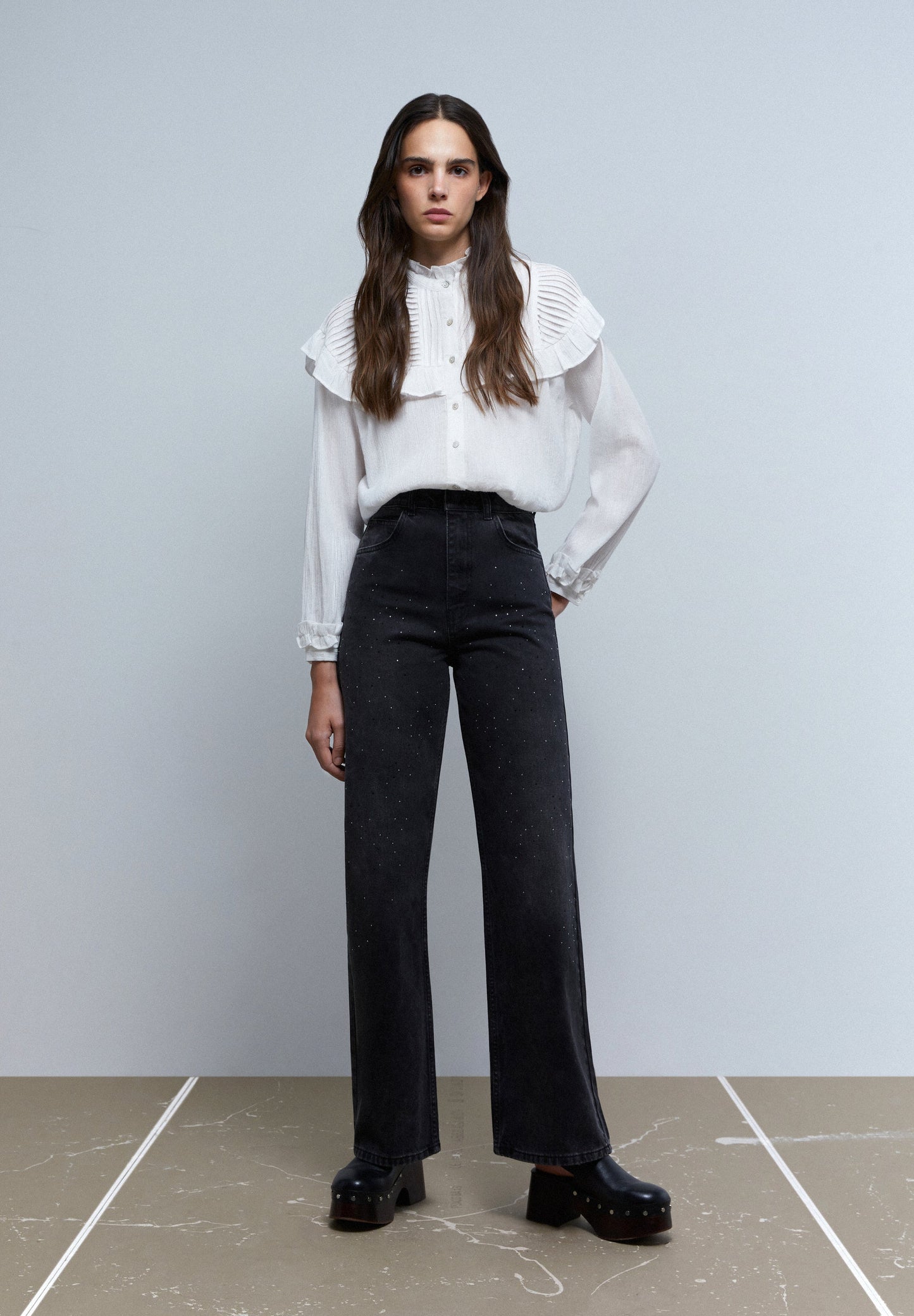 WIDE LEG JEANS WITH GLITTER