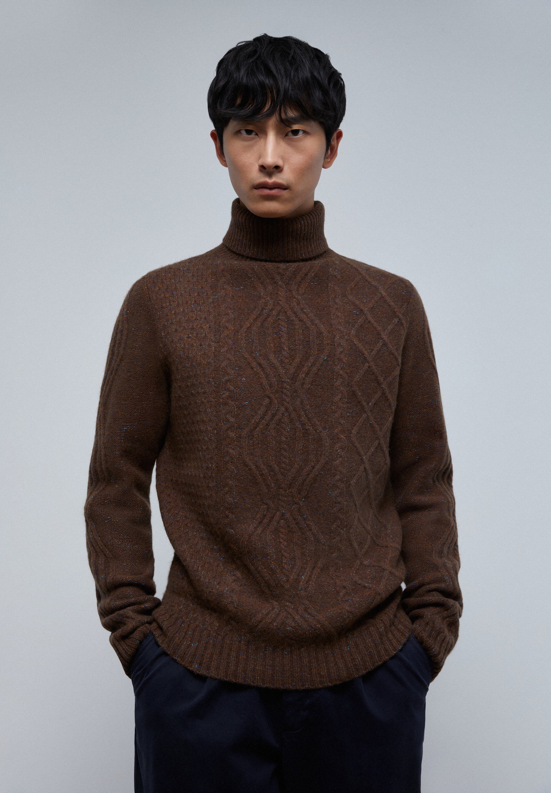 MERINO WOOL TURN-DOWN COLLAR SWEATER