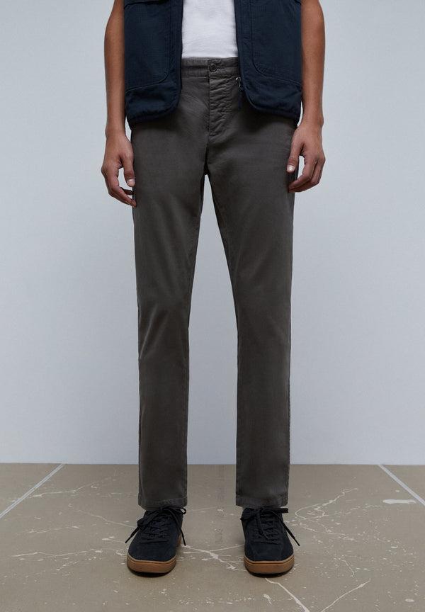 CASUAL CHINO TROUSERS
