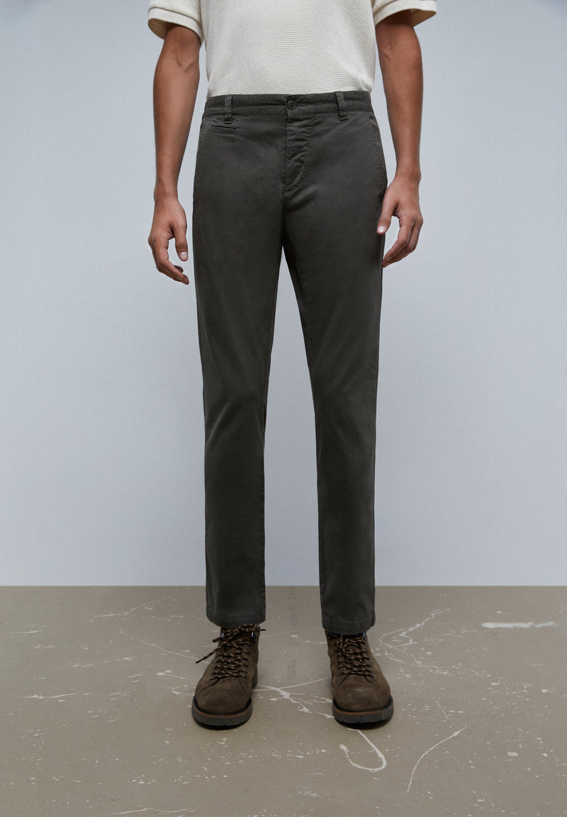 CASUAL CHINO TROUSERS
