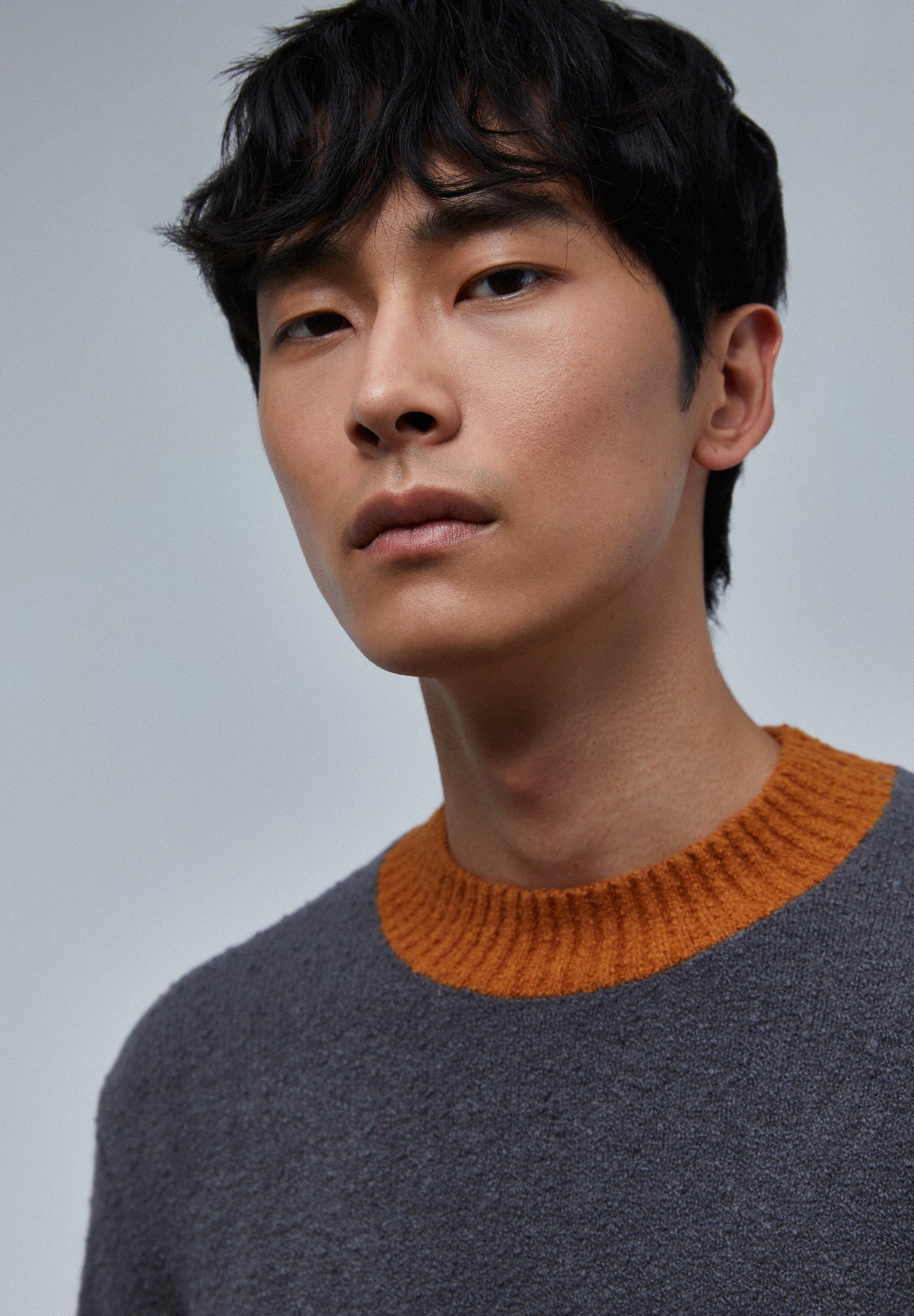 KNIT SWEATER WITH CONTRAST DETAIL