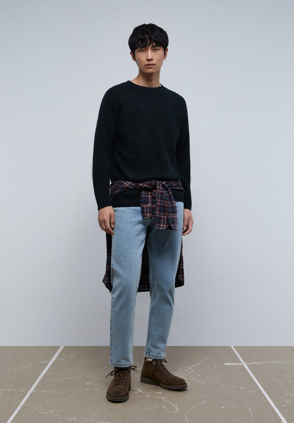 RIBBED SWEATER WITH RAGLAN SLEEVES