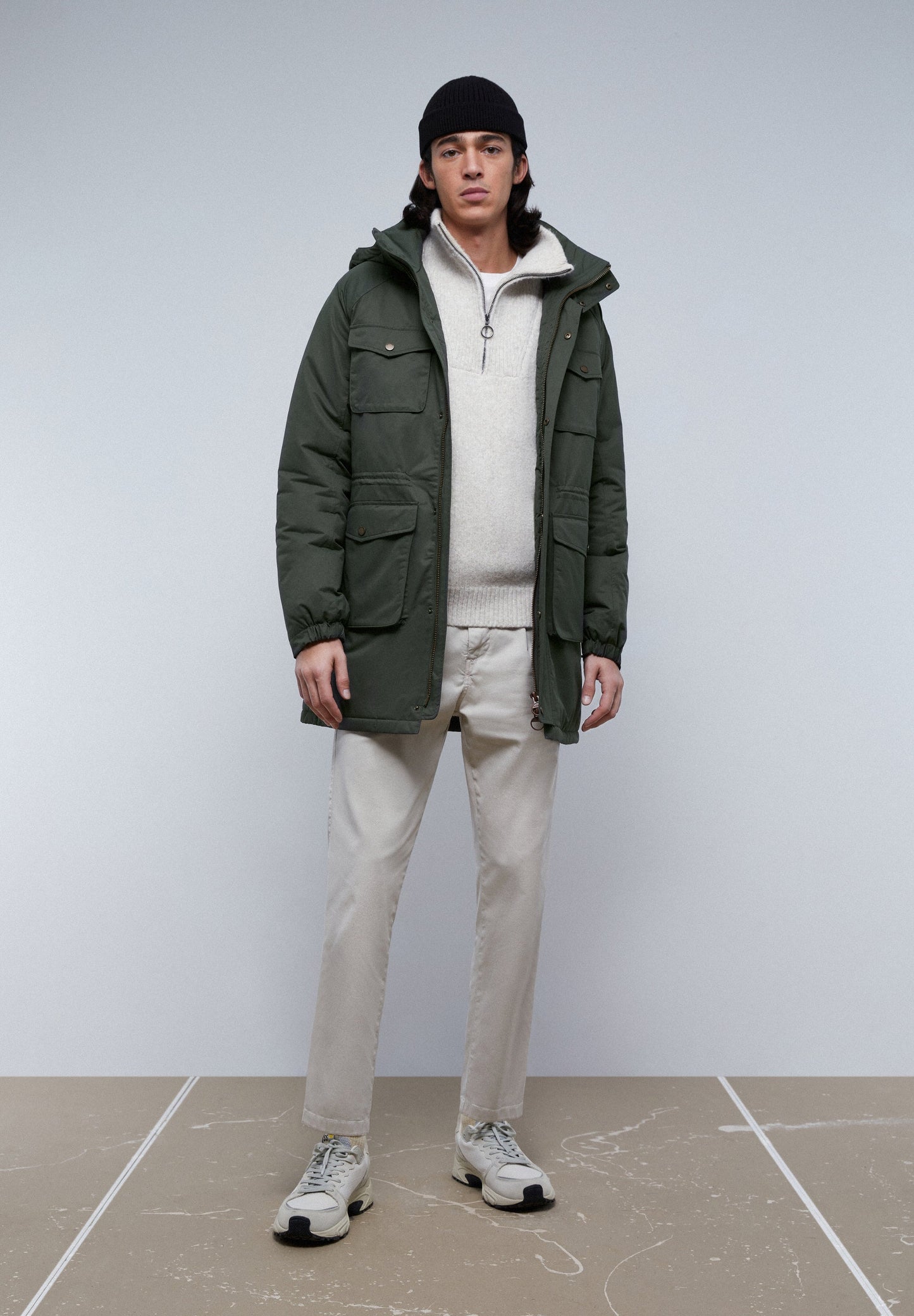 WATER REPELLENT PARKA WITH POCKETS