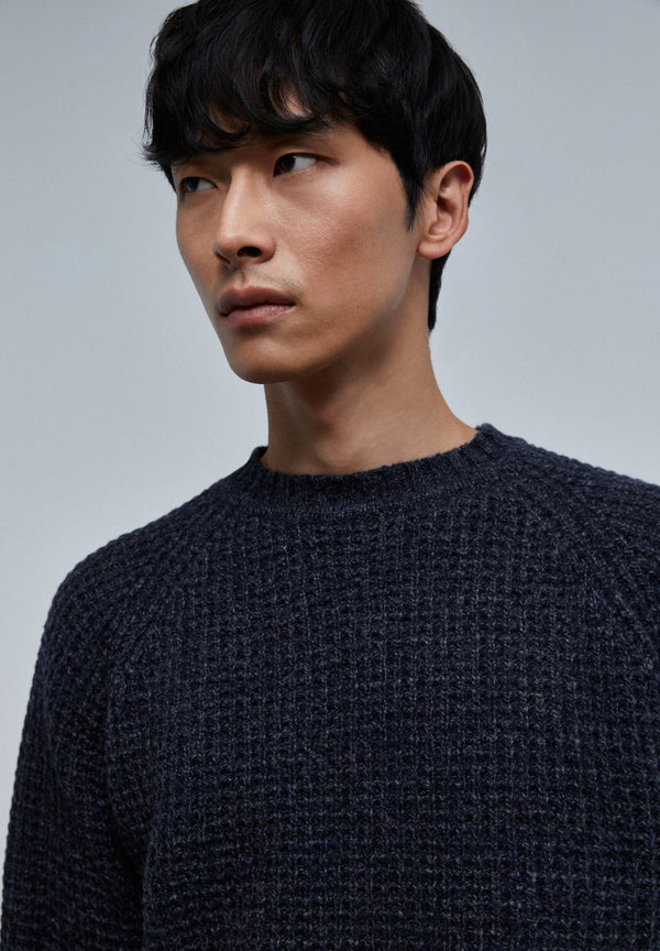 TEXTURED SWEATER WITH RAGLAN SLEEVES