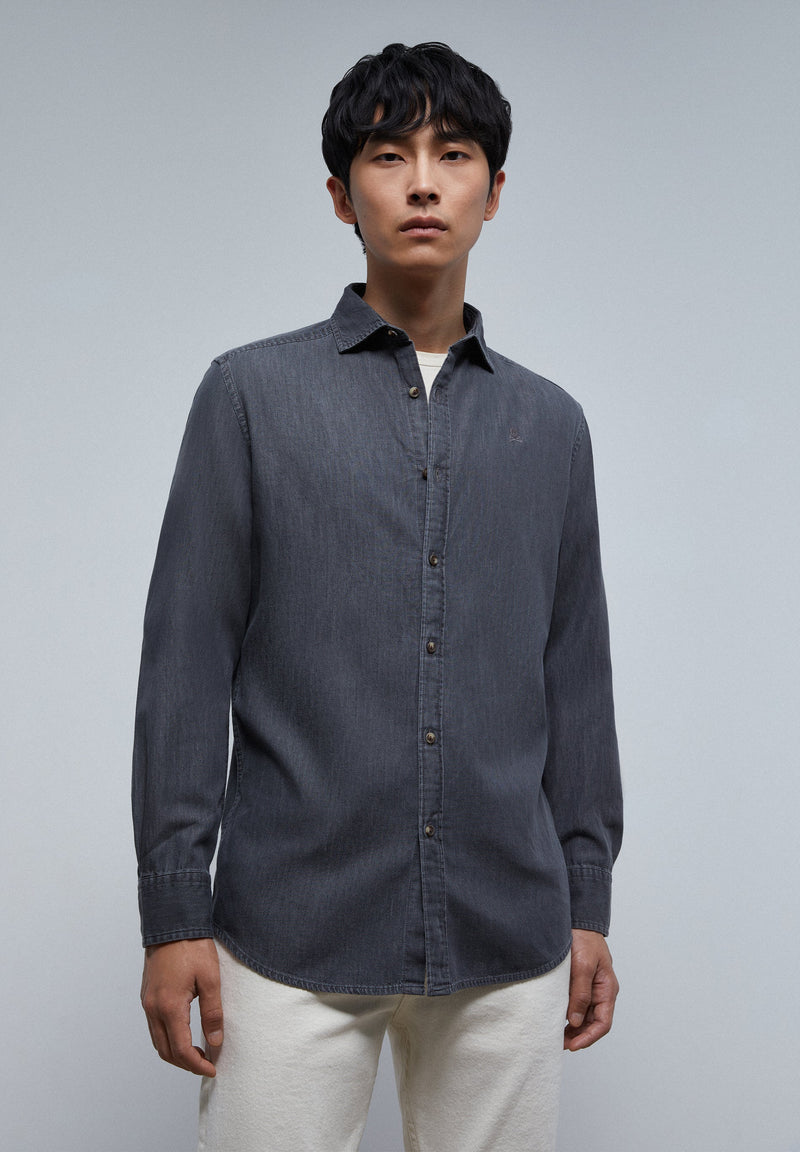 DENIM SHIRT WITH MATCHING SKULL