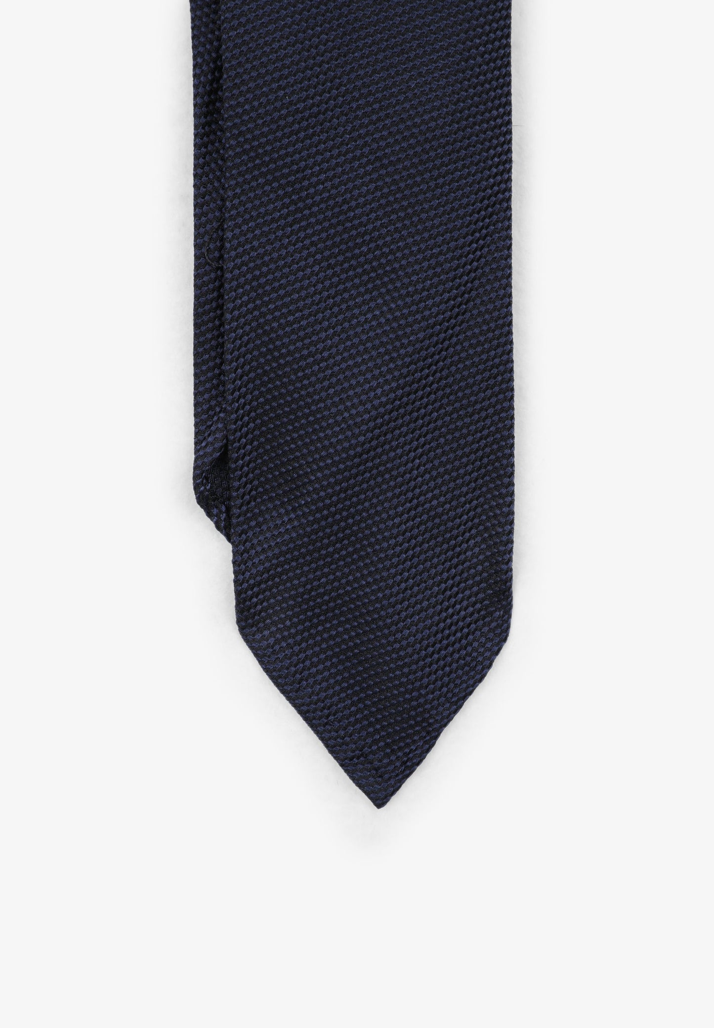 CLASSIC PLAIN-COLOURED TIE