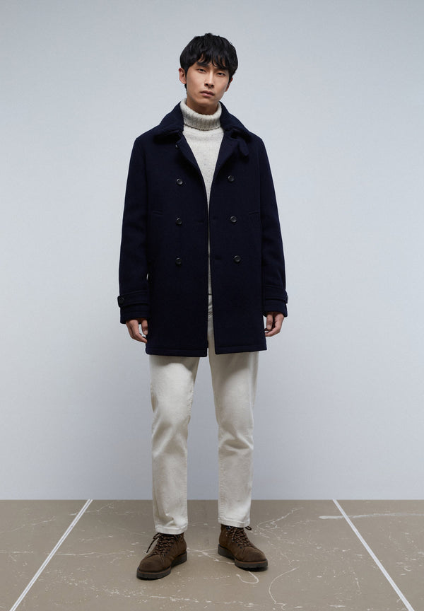 COAT WITH DETACHABLE SHEARLING COLLAR DETAIL