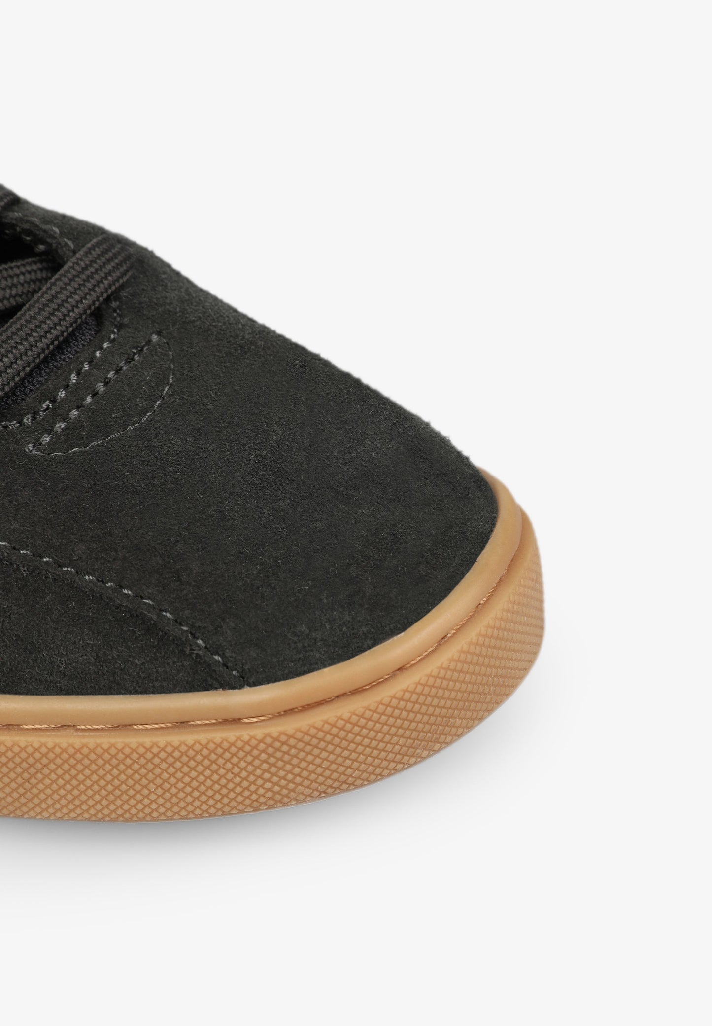 LOW TOP SUEDE SNEAKERS