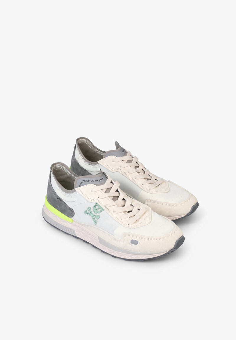 SNEAKERS WITH SIDE SKULL