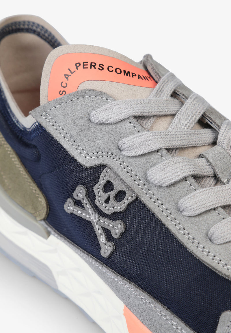 SNEAKERS WITH SIDE SKULL