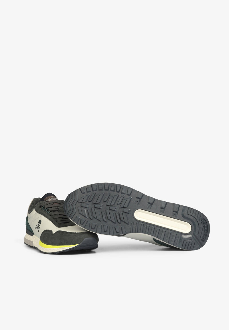 SNEAKERS WITH SIDE SKULL