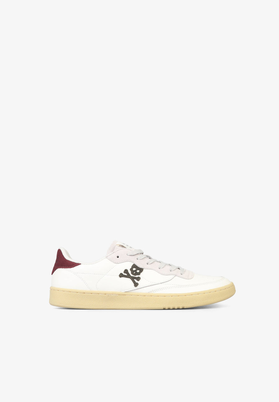SNEAKERS WITH HEEL DETAIL