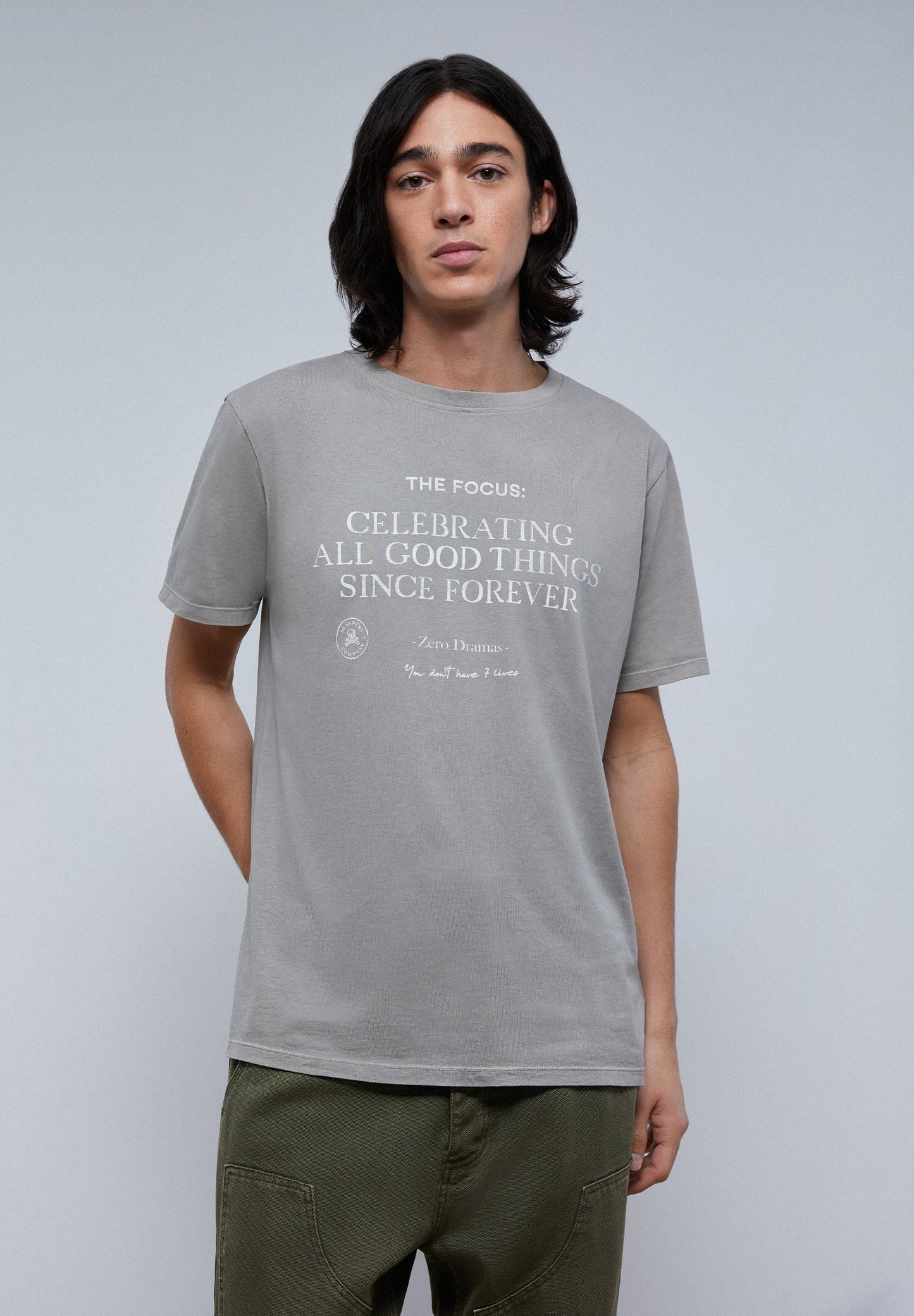 T-SHIRT WITH SLOGAN PRINT ON THE FRONT