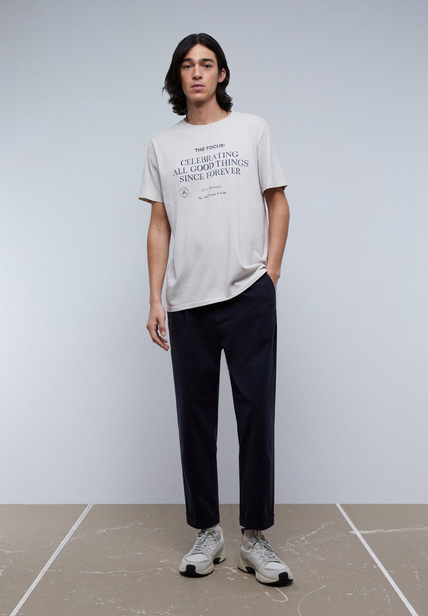 T-SHIRT WITH SLOGAN PRINT ON THE FRONT