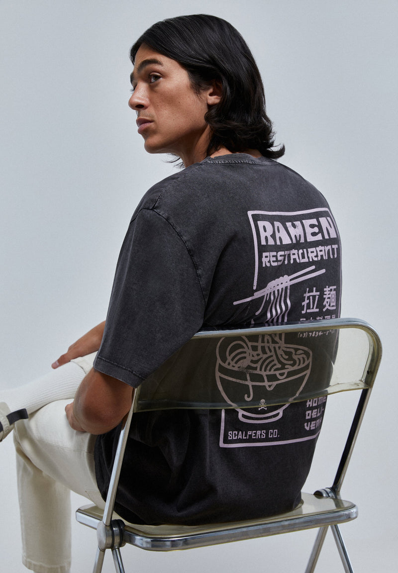 FADED T-SHIRT WITH CONTRAST PRINT