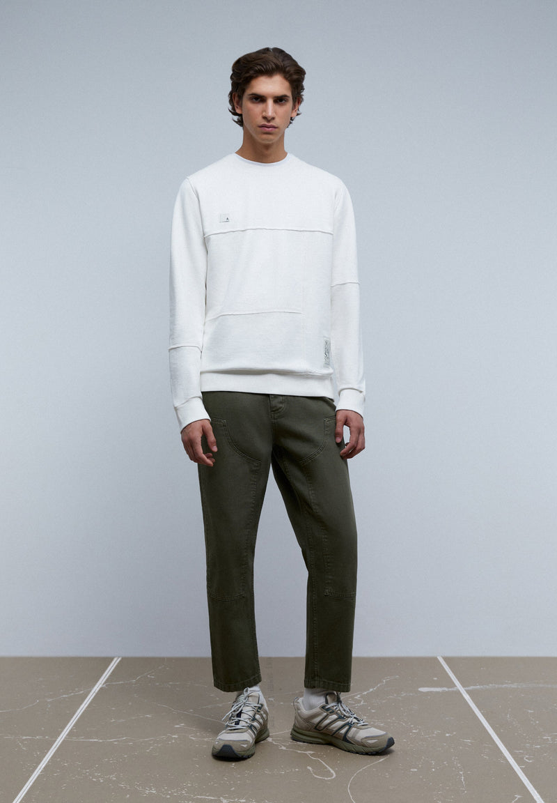 LABELLED CUT-OUT SWEATSHIRT