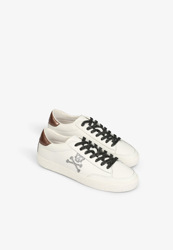 LOW TOP SNEAKERS WITH METALLIC DETAILS