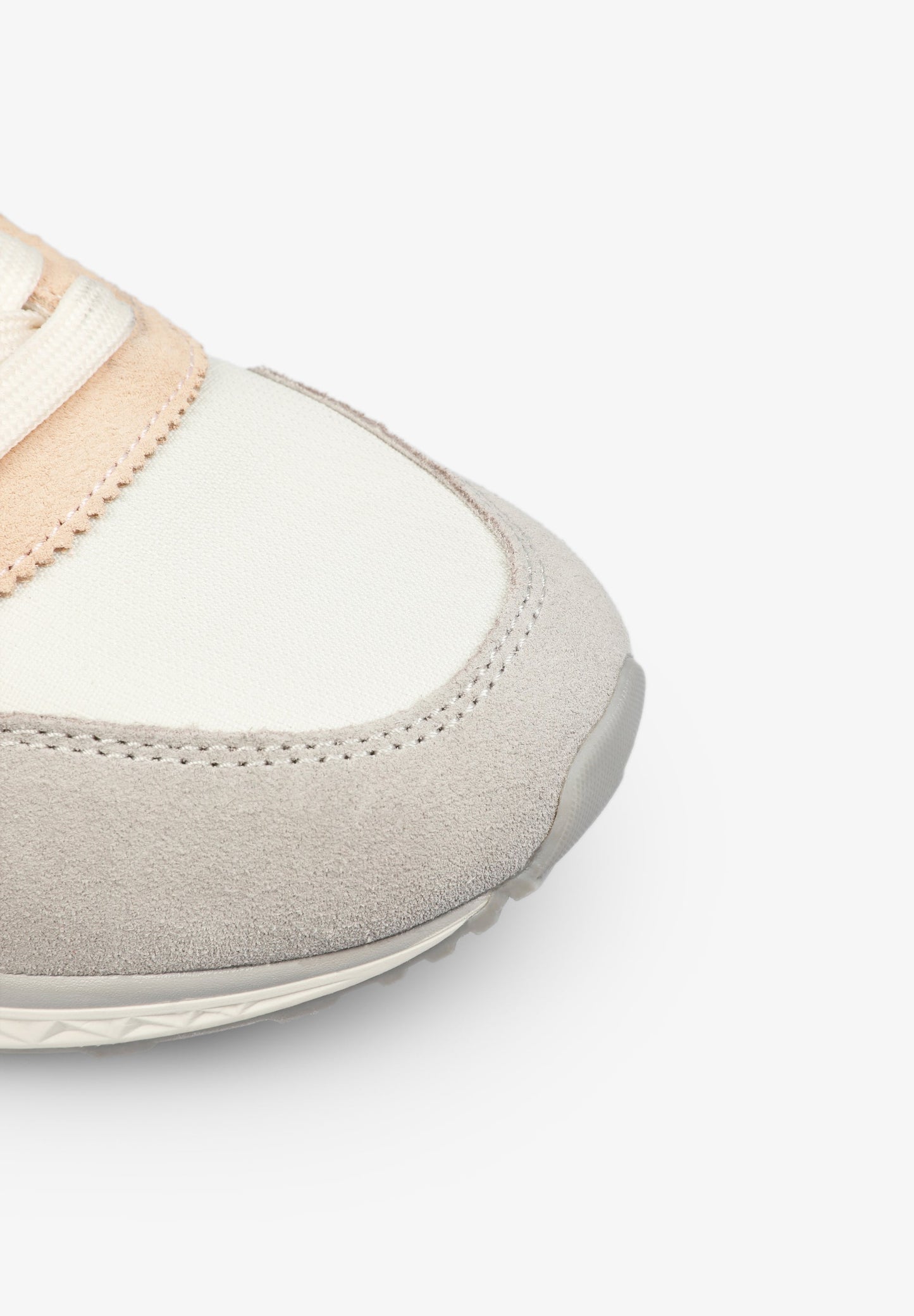 SNEAKERS WITH SIDE SKULL