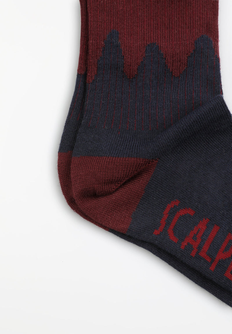 TWO-TONE SKULL SOCKS