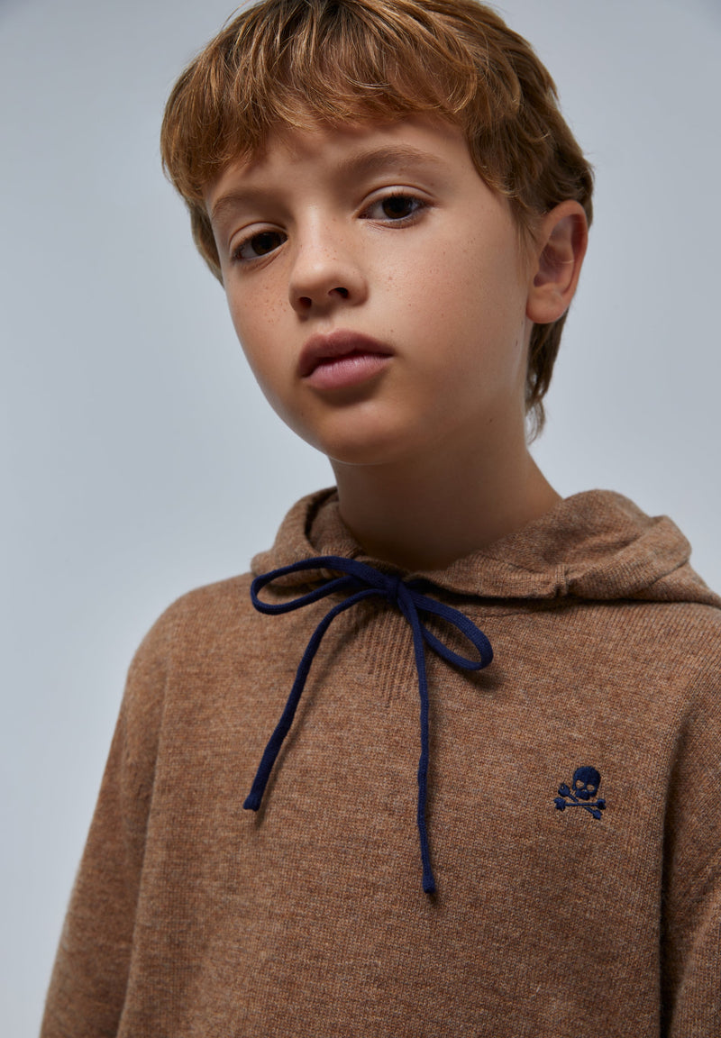 HOODED SWEATER