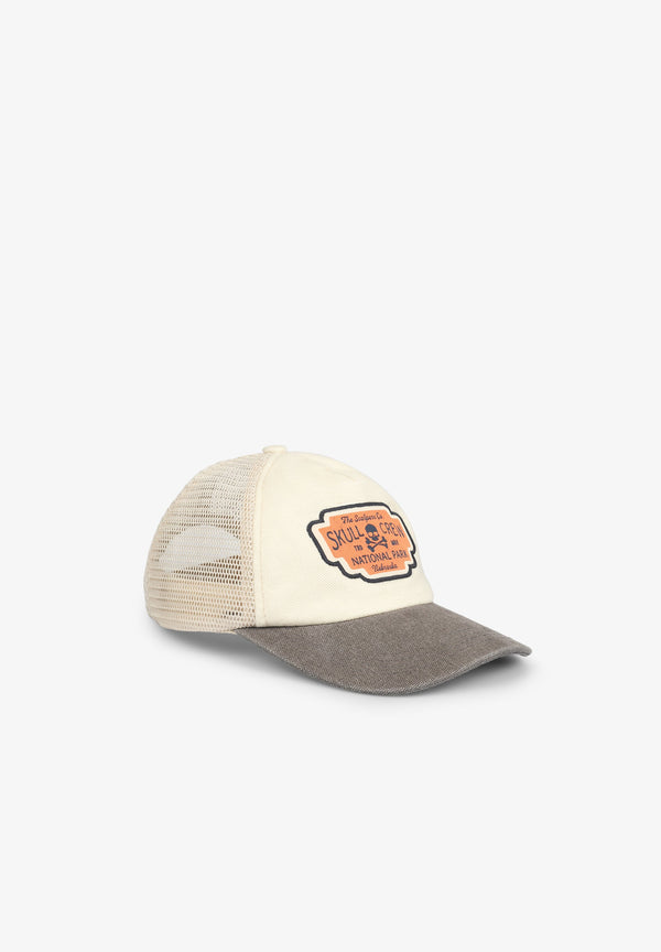 TRUCKER CAP WITH PATCH