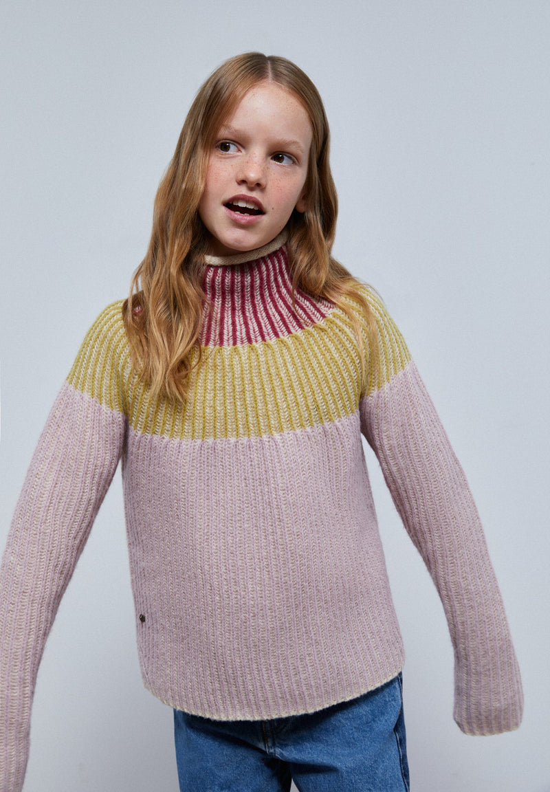 THREE-COLOURED RIBBED KNIT SWEATER