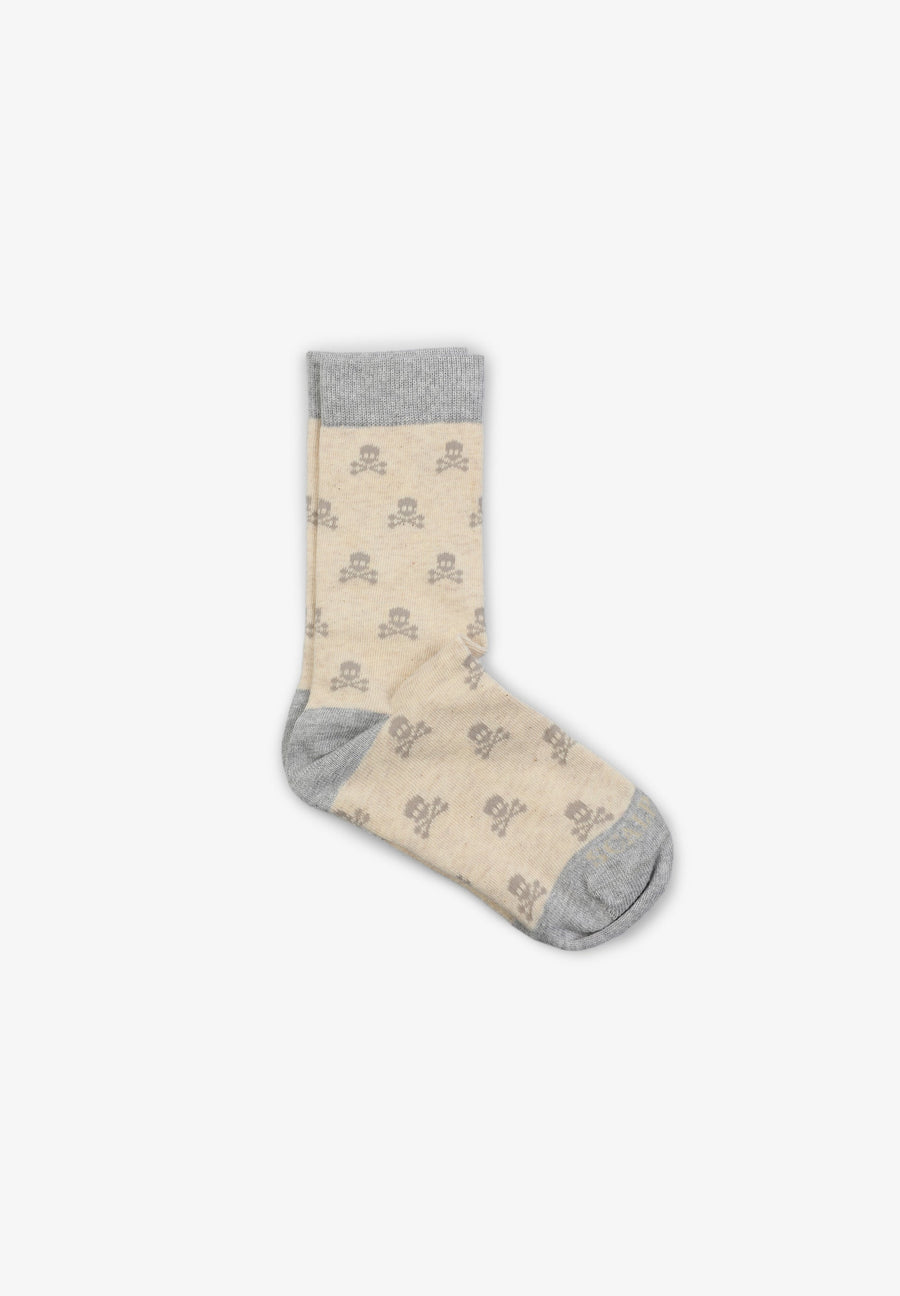 ALL-OVER SKULL SOCKS