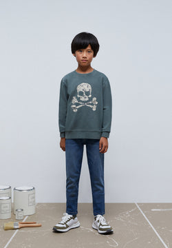 SWEATSHIRT WITH NEWSPAPER TEXT SKULL