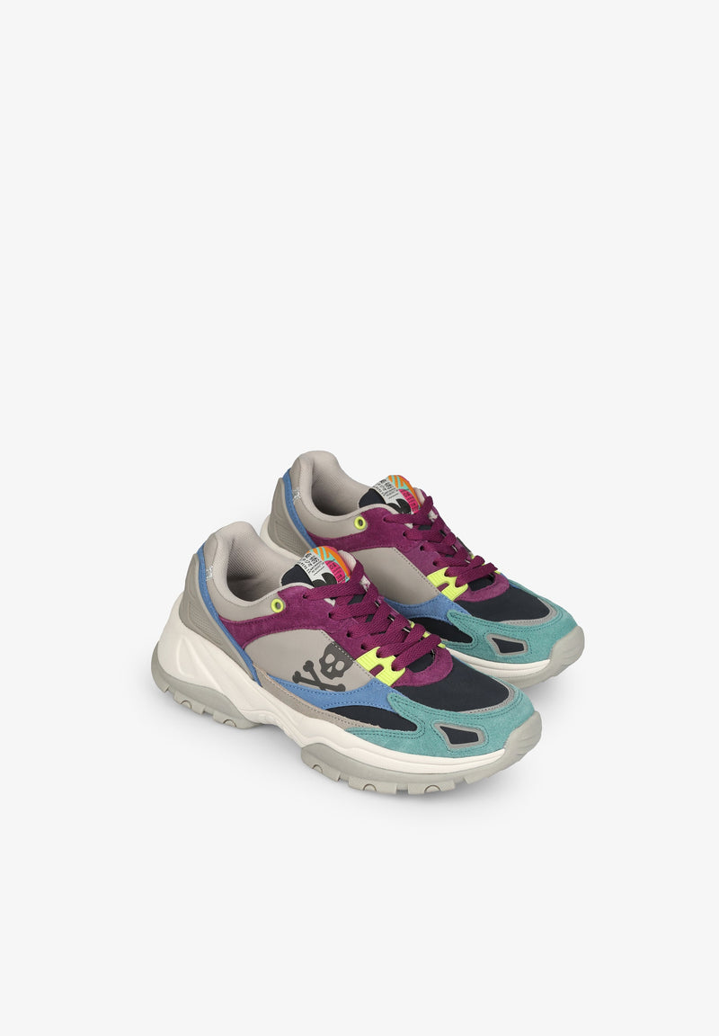 LIP SNEAKERS