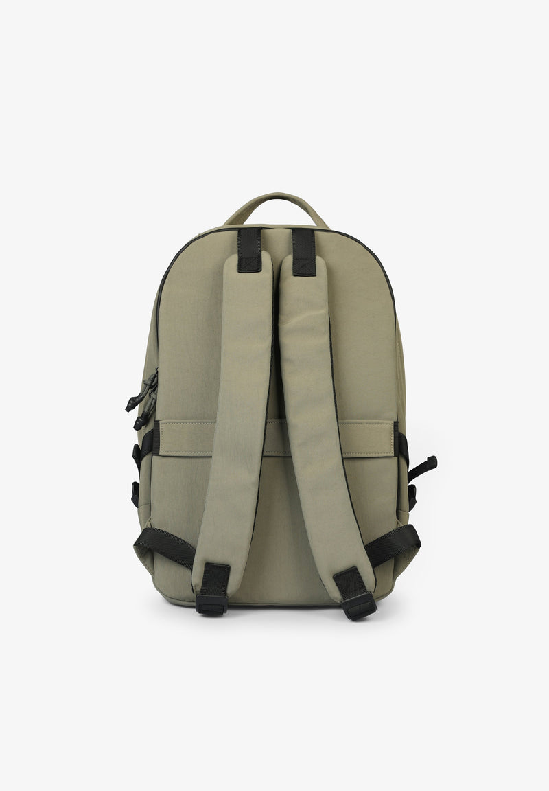 BACKPACK WITH CENTRAL POCKET