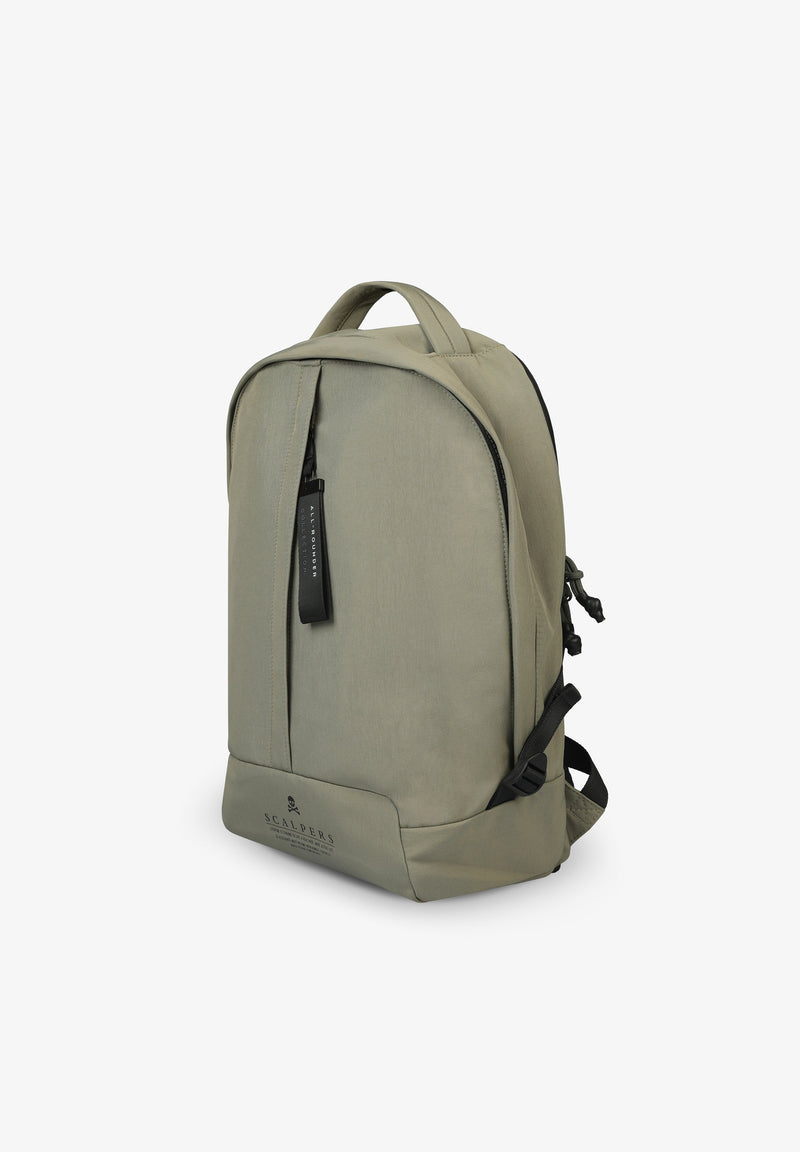 BACKPACK WITH CENTRAL POCKET