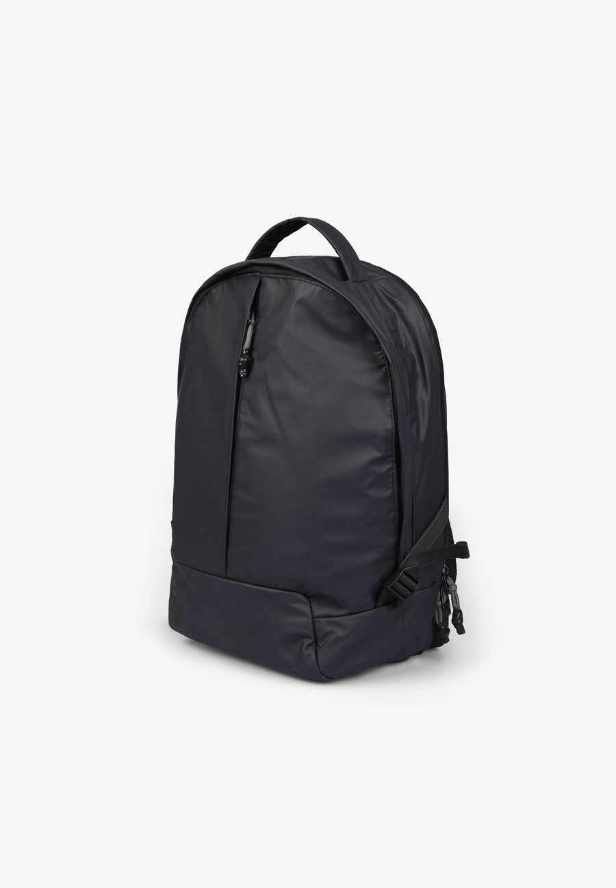 BACKPACK WITH CENTRAL POCKET