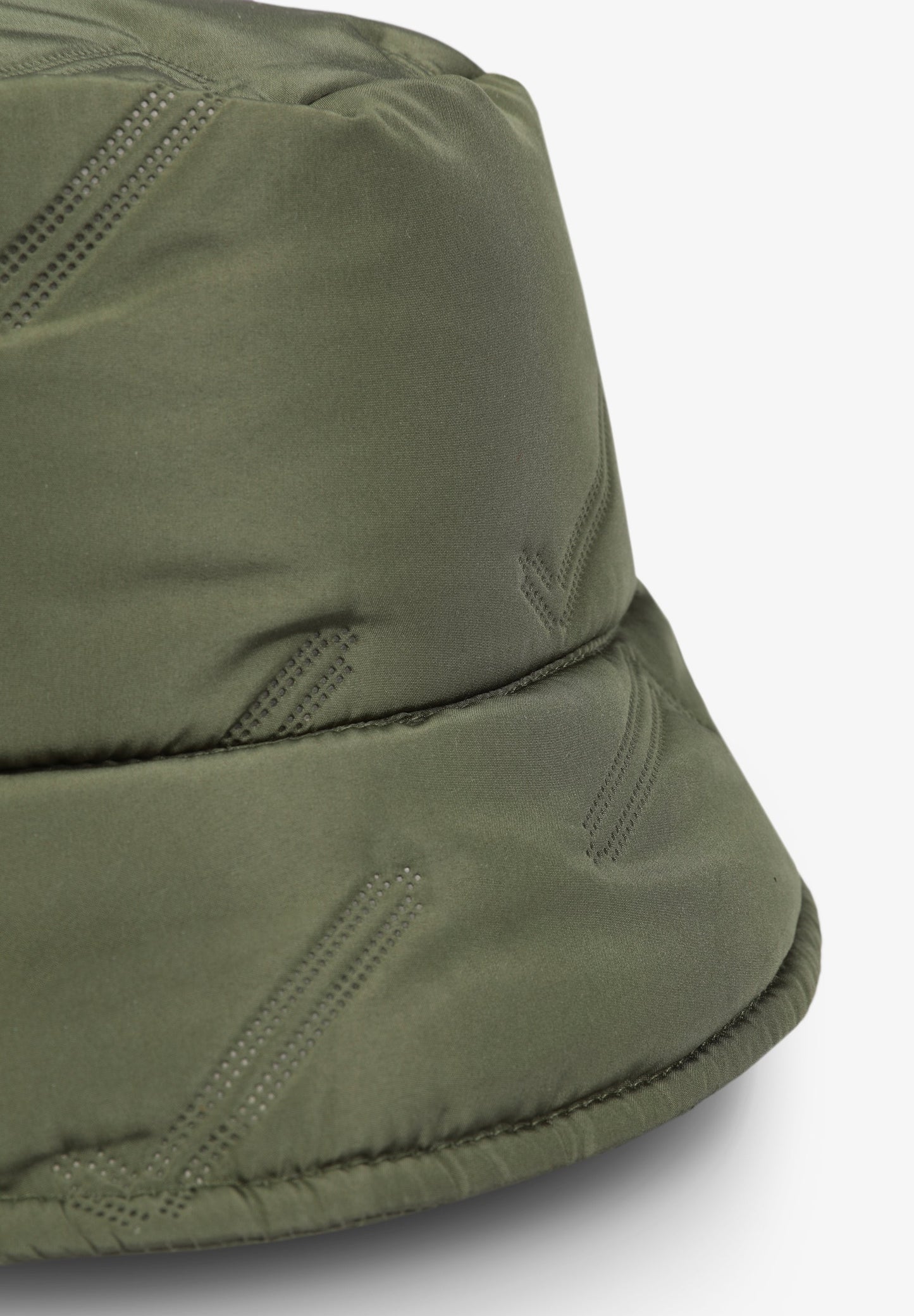 PADDED BUCKET HAT