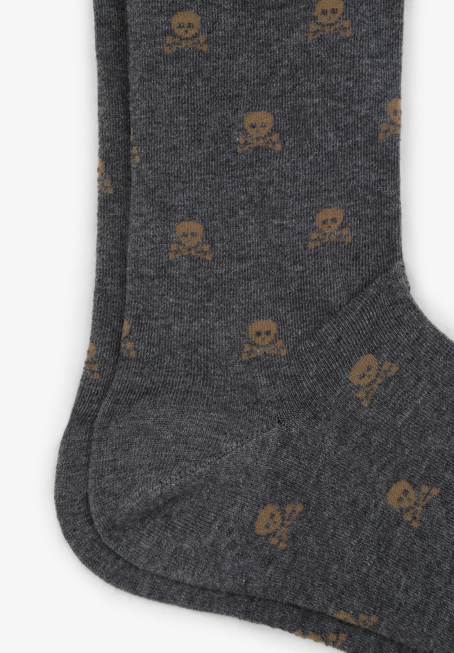 ALL-OVER SKULLS SOCKS